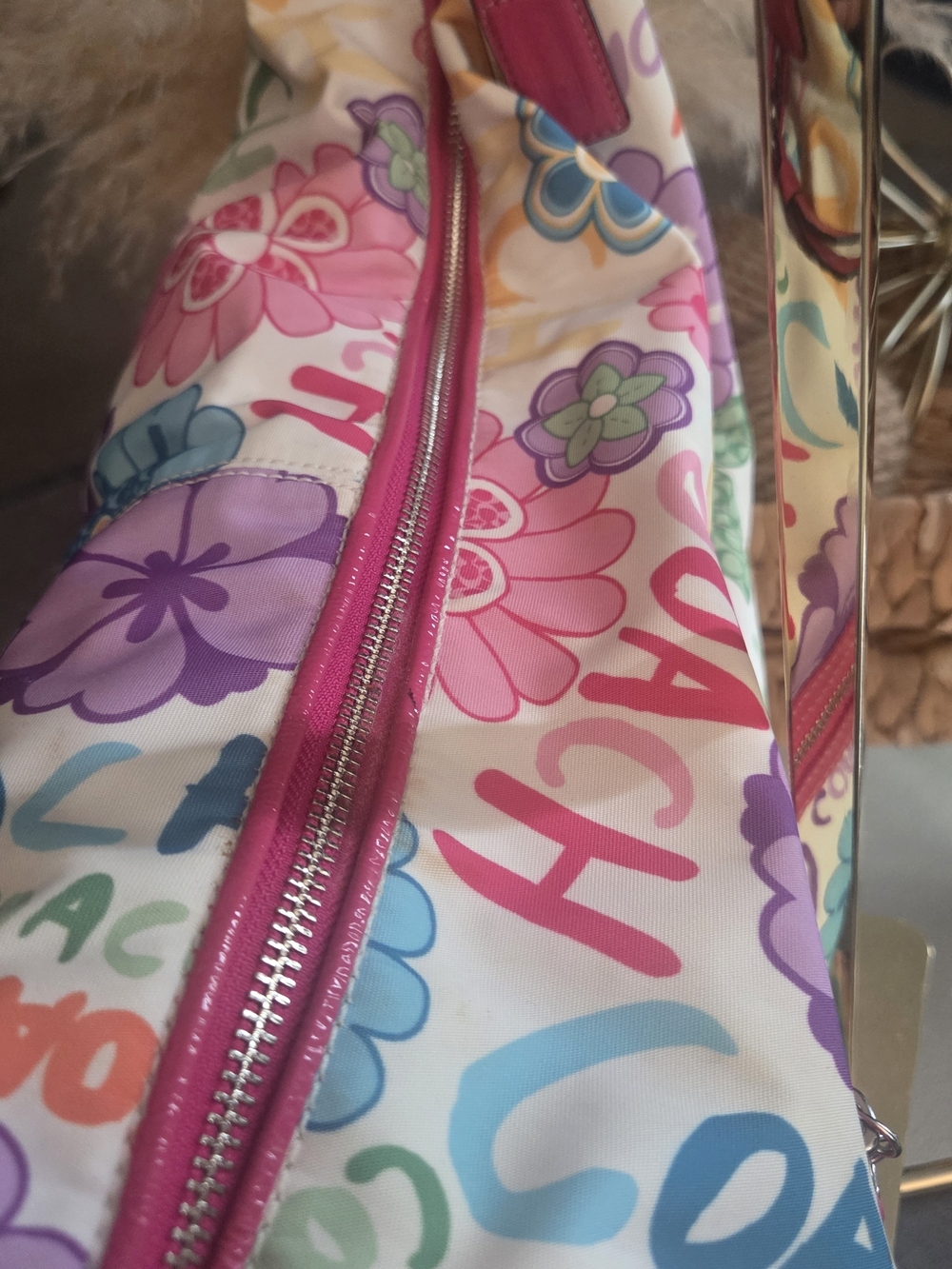 LOW START Coach Poppy Daisy Fingerpaint Graffiti Large Hobo Bag F14883 Pink Y2K - Picture 11 of 17
